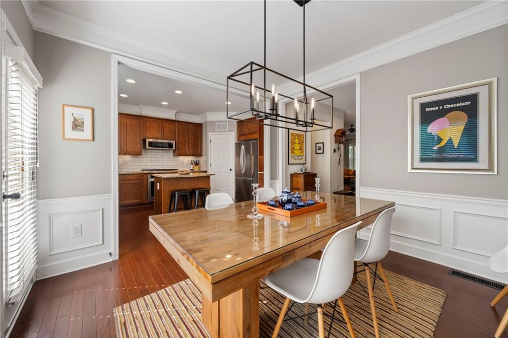 3260 Ferncliff Lane