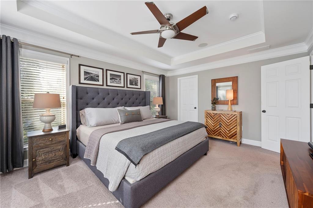 3260 Ferncliff Lane