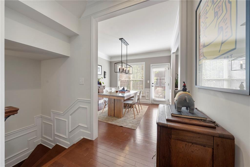 3260 Ferncliff Lane