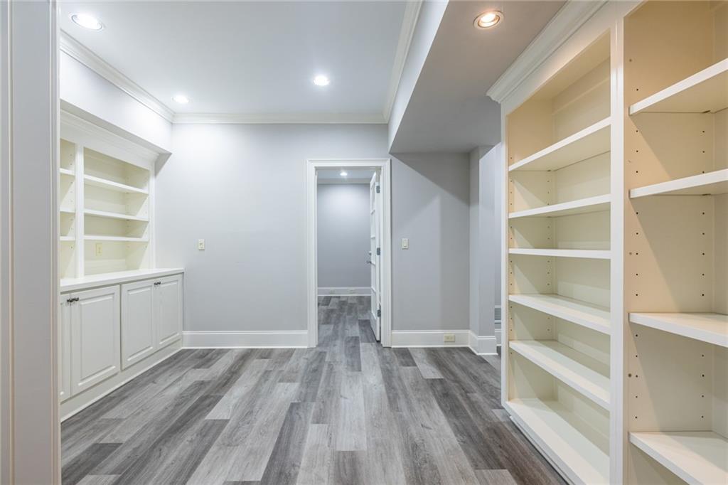 825 Glengate Place