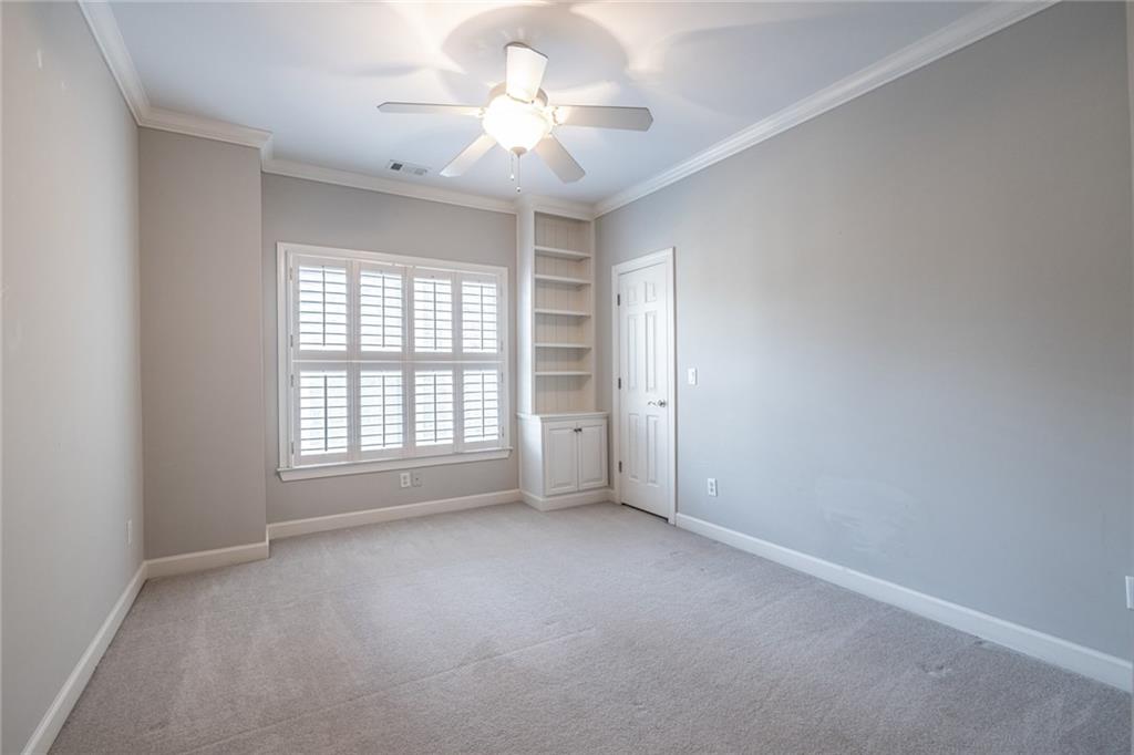 825 Glengate Place