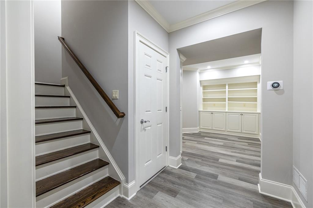 825 Glengate Place