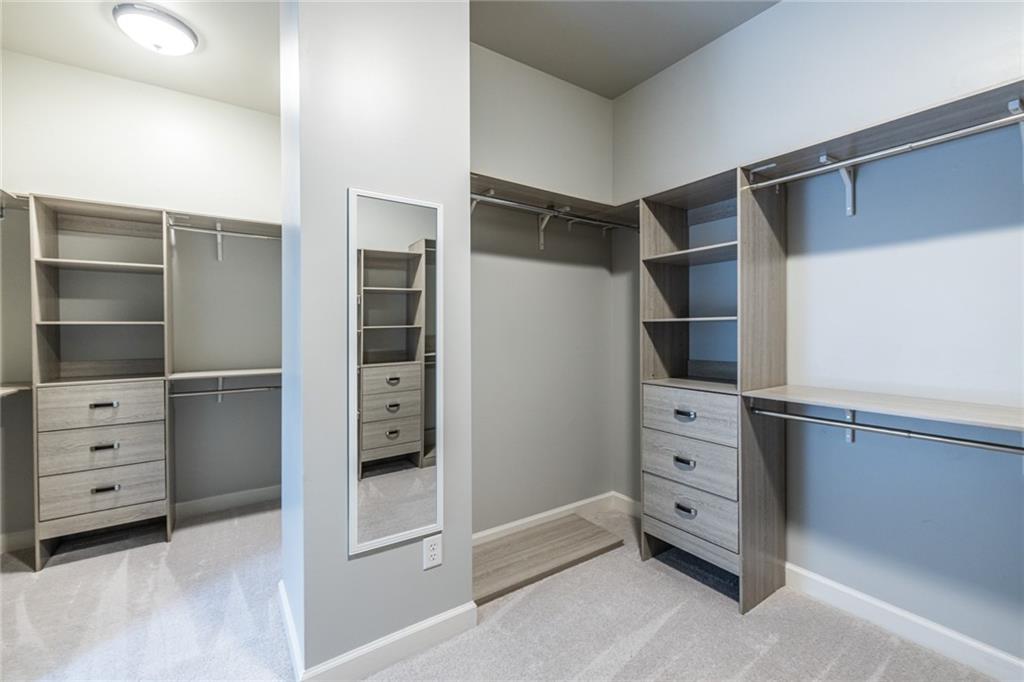825 Glengate Place