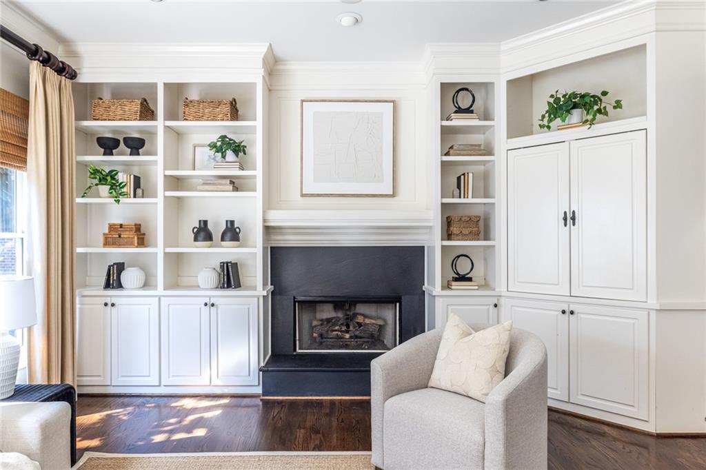 825 Glengate Place