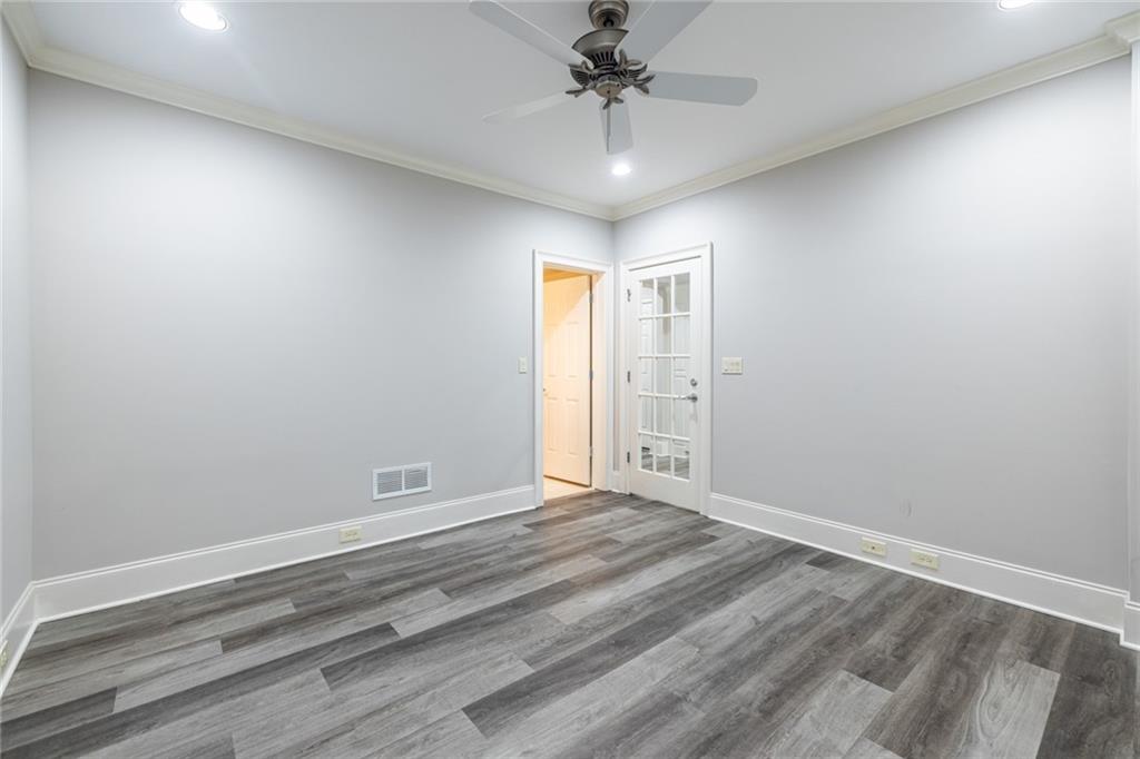 825 Glengate Place