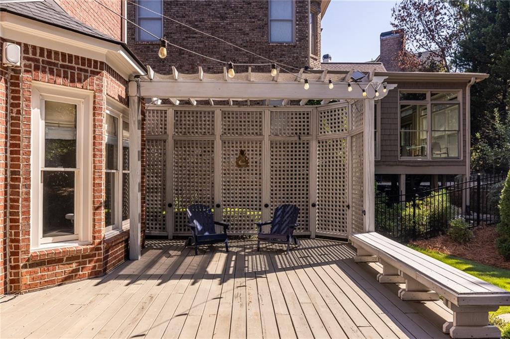 825 Glengate Place