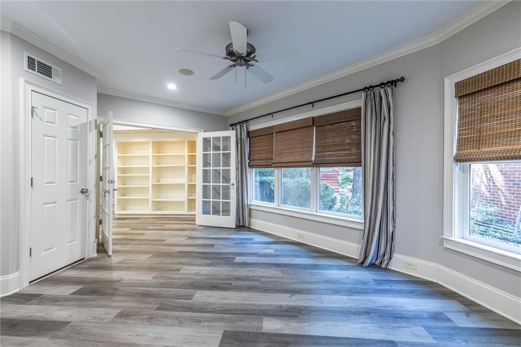 825 Glengate Place