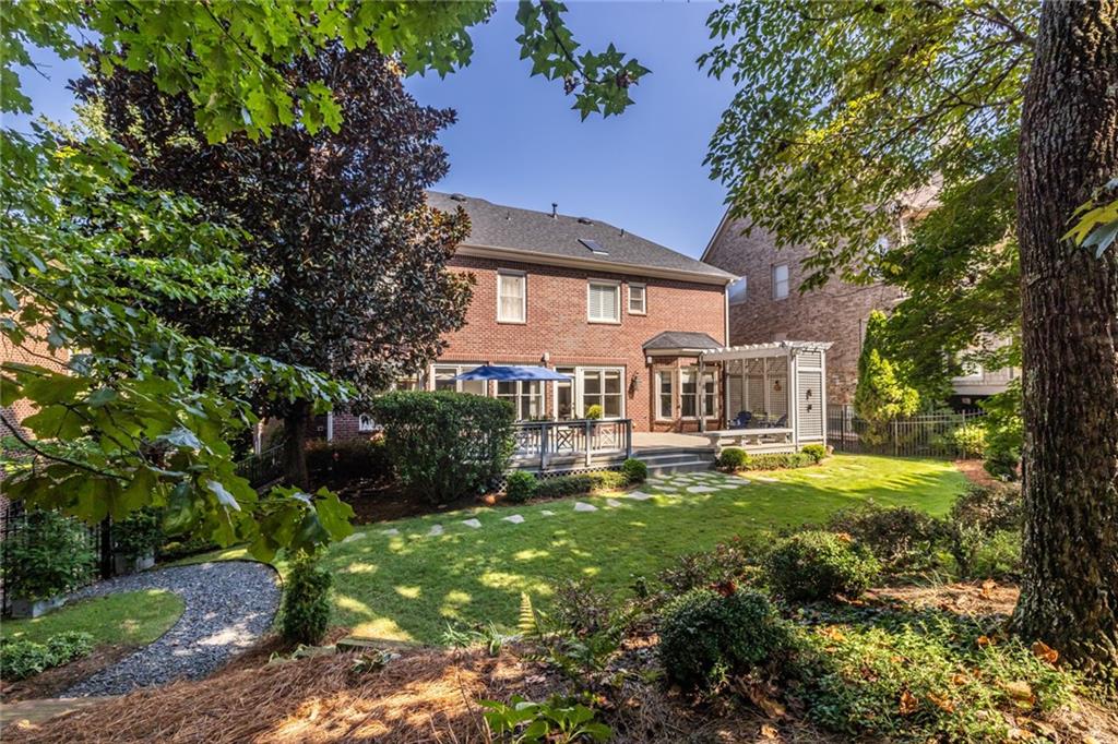 825 Glengate Place