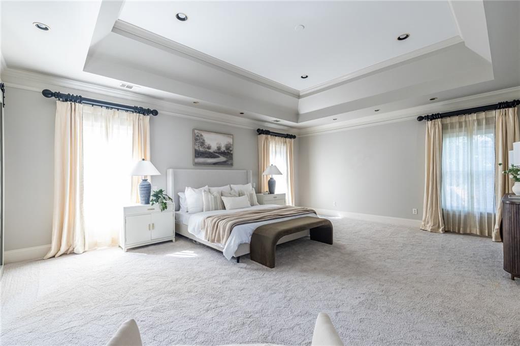 825 Glengate Place