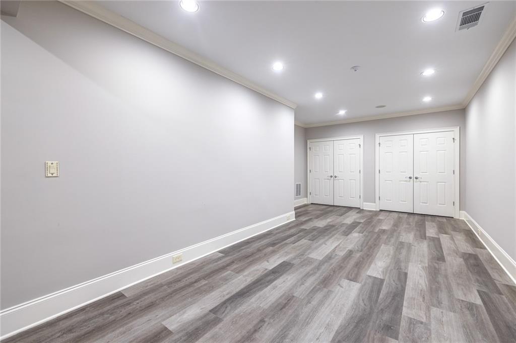 825 Glengate Place