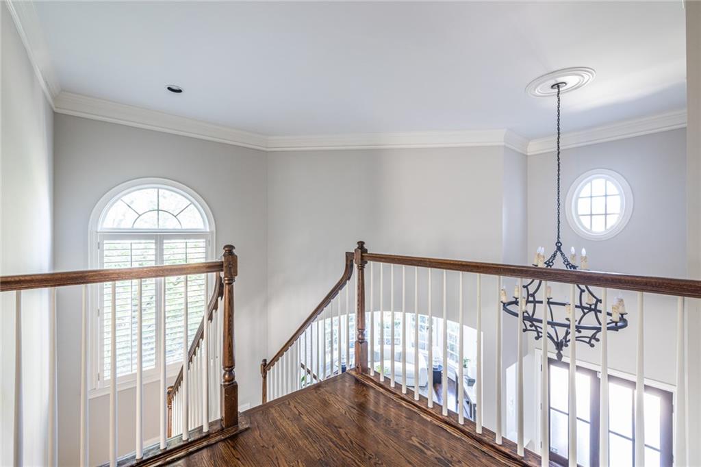 825 Glengate Place