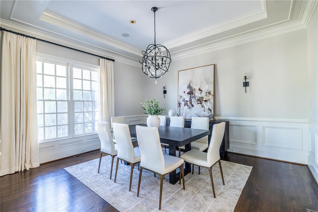825 Glengate Place