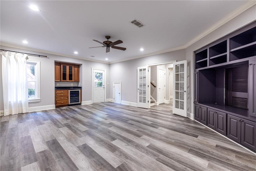 825 Glengate Place