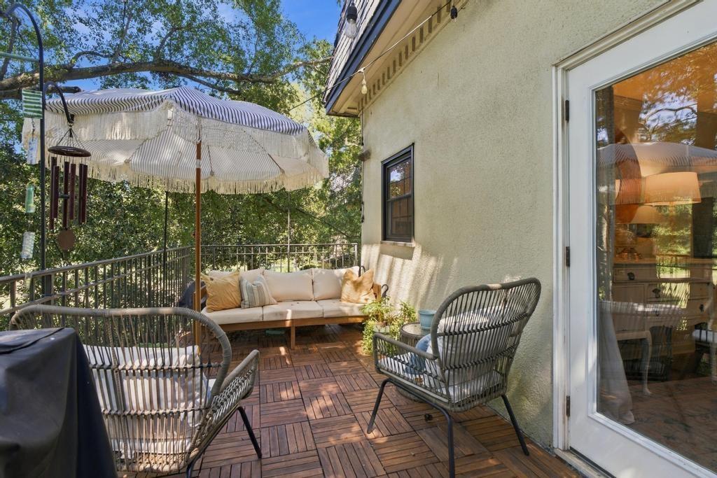 166 Elysian Way NW