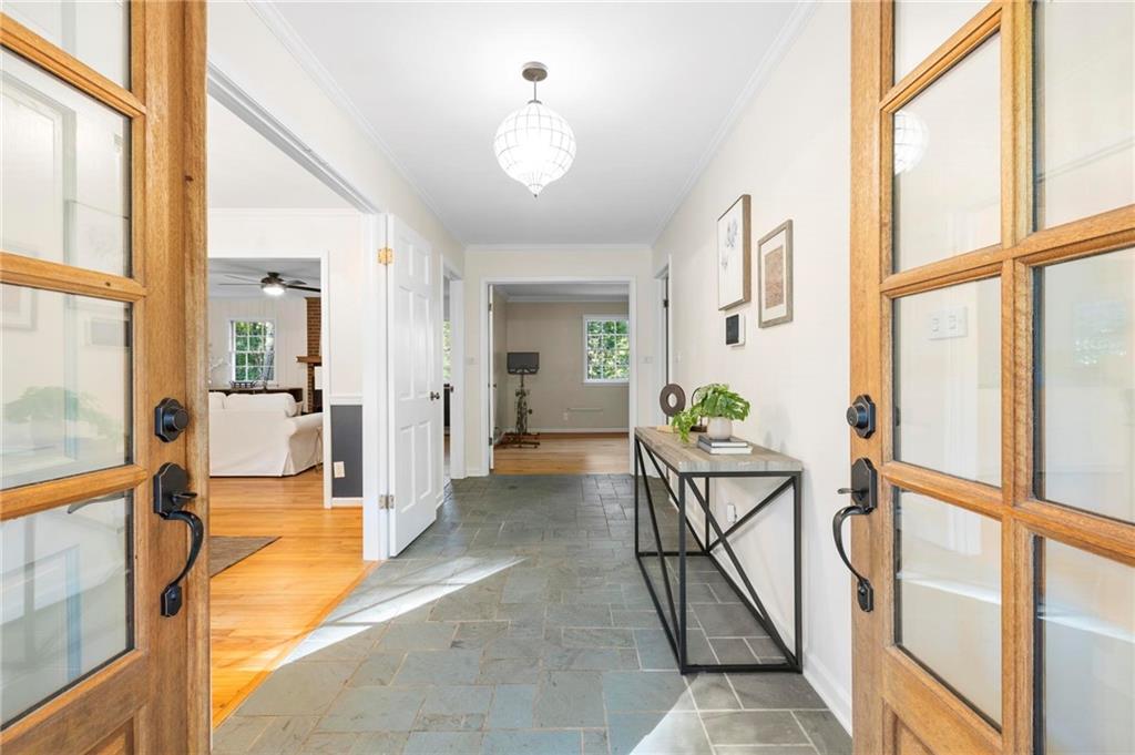 2373 Oxbow Circle