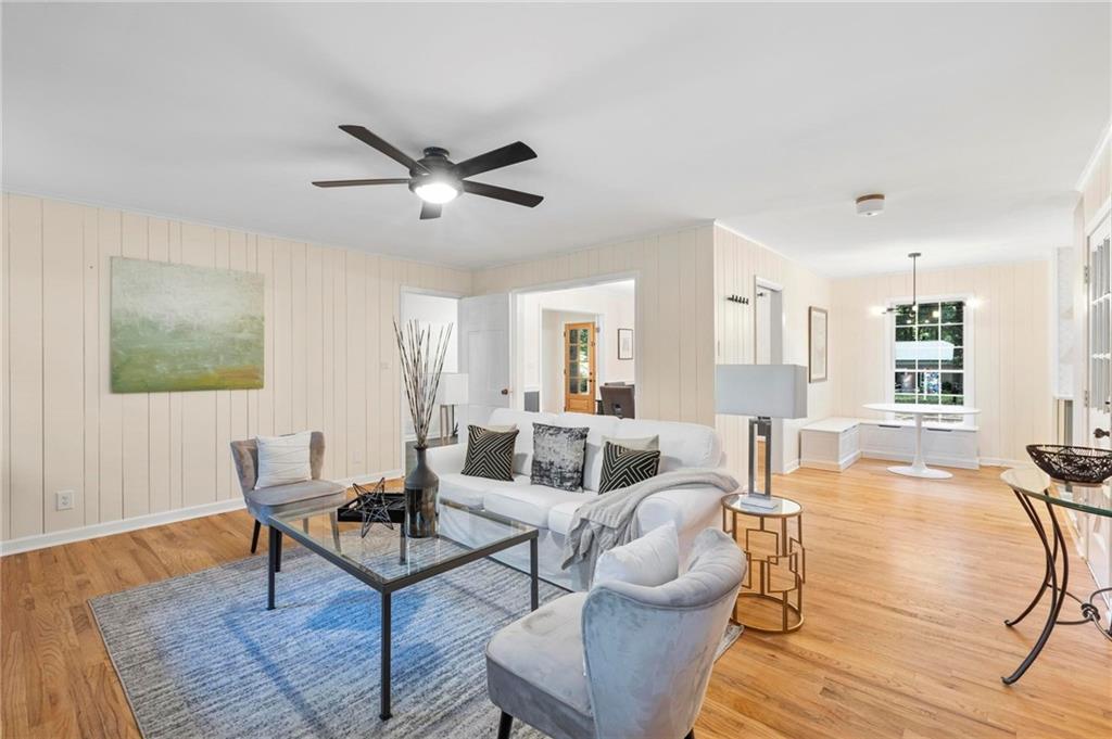 2373 Oxbow Circle