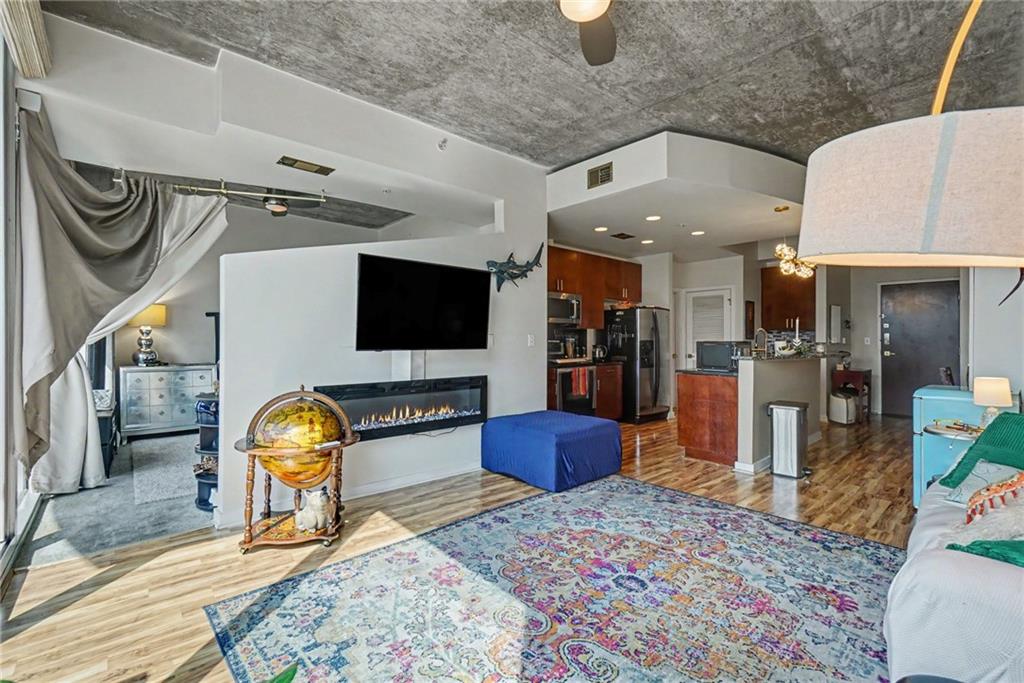 400 W Peachtree Street NW Unit 2609