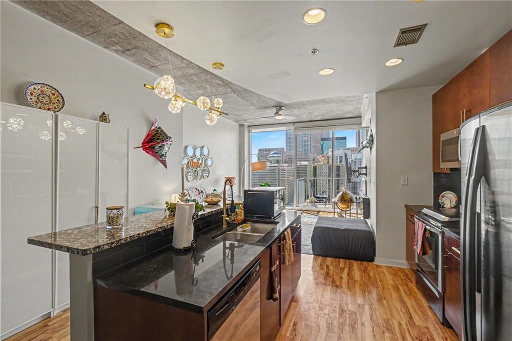 400 W Peachtree Street NW Unit 2609