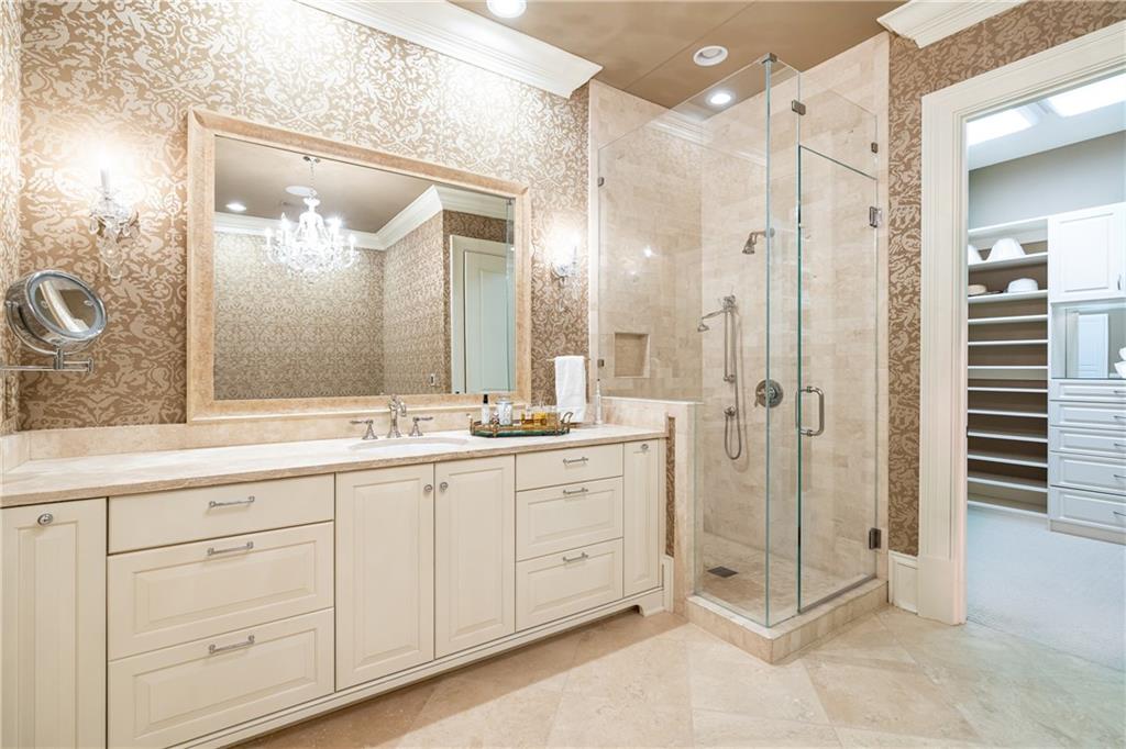 39 W Wesley Road NW Unit 4