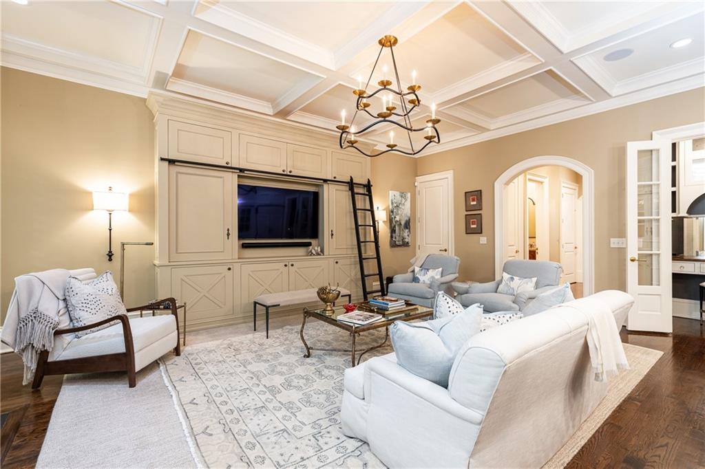 39 W Wesley Road NW Unit 4