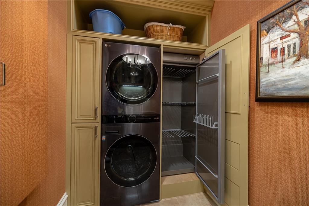39 W Wesley Road NW Unit 4
