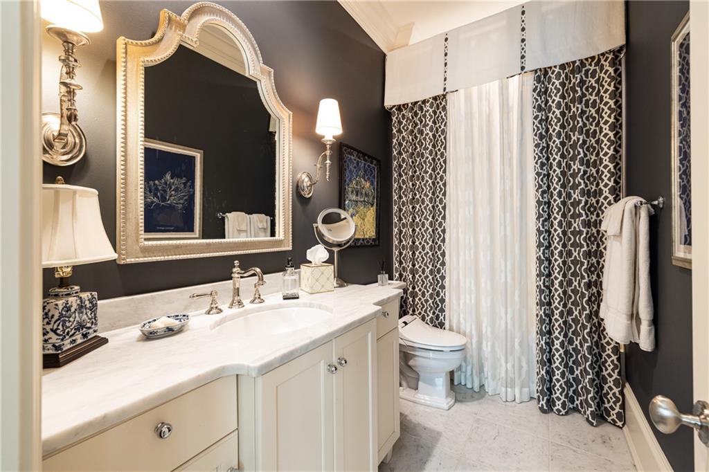 39 W Wesley Road NW Unit 4