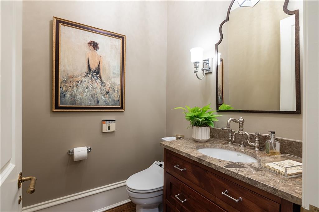 39 W Wesley Road NW Unit 4