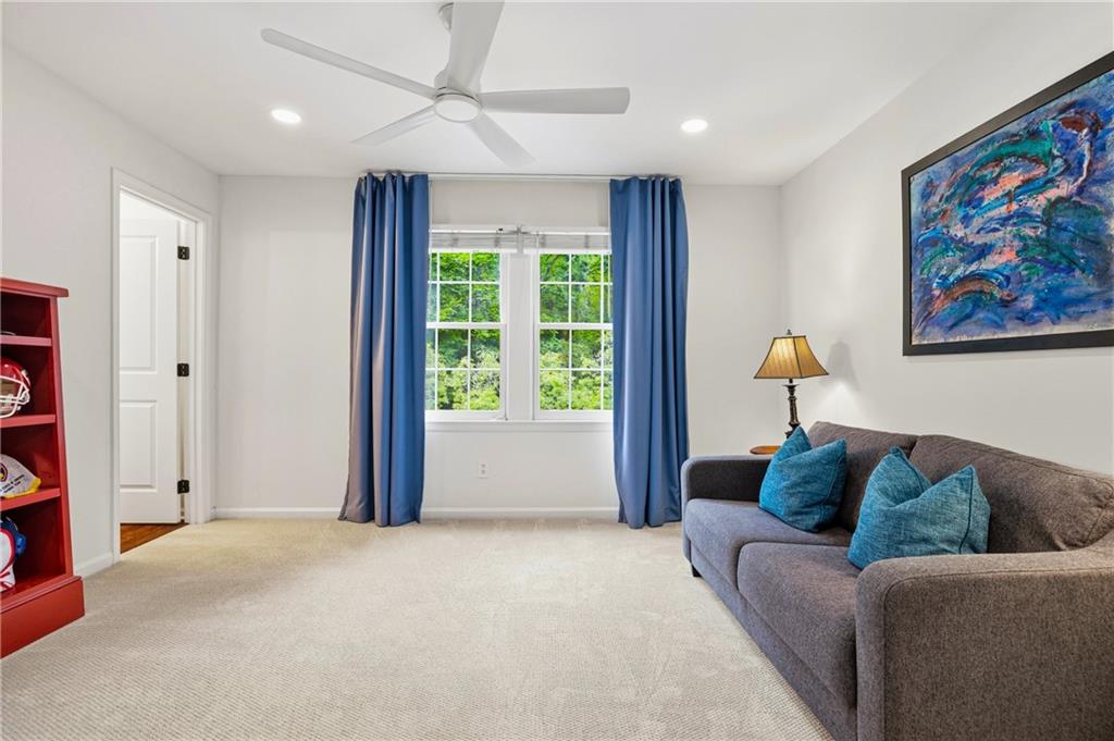 68 Monet Court NW