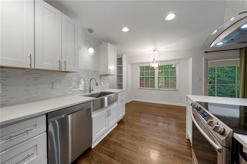 3434 Palace Court