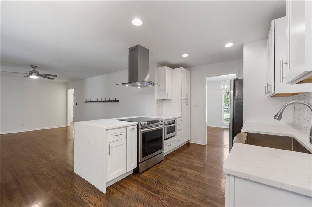 3434 Palace Court