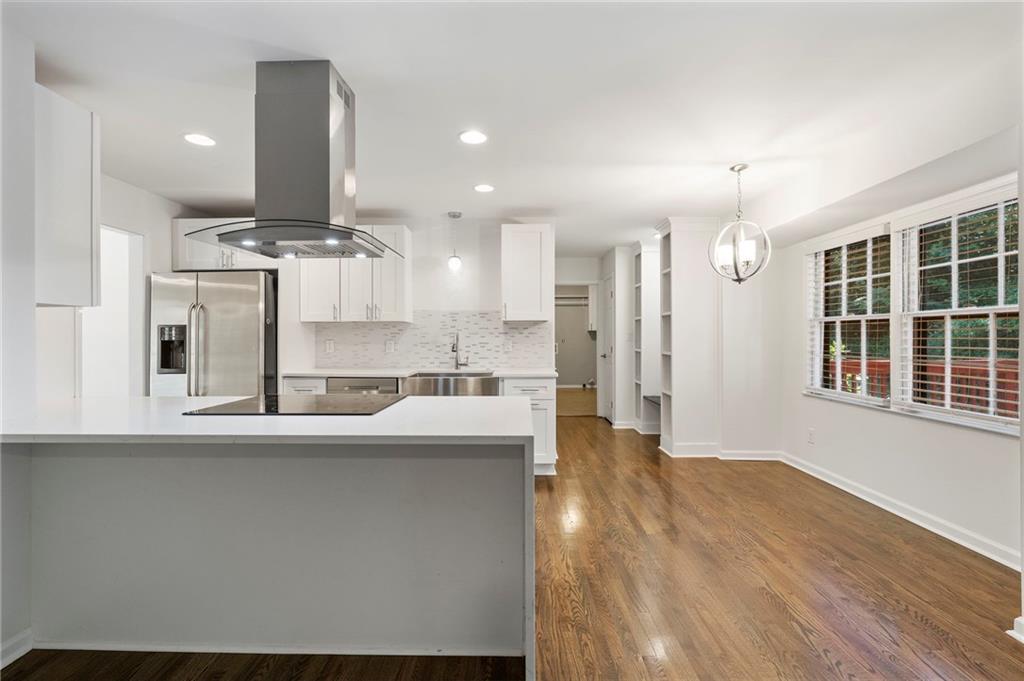 3434 Palace Court