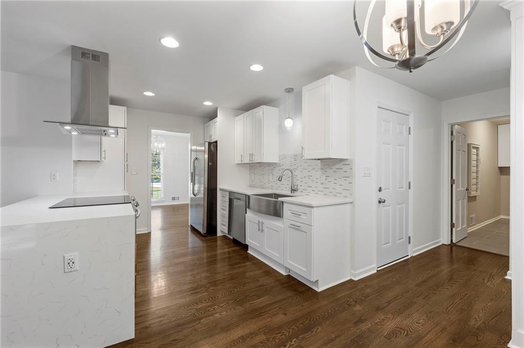3434 Palace Court