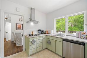 2331 Shenandoah Avenue NE
