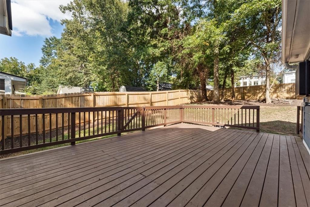 198 Watson Circle Southeast