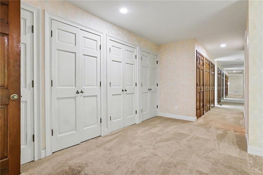 9270 Riverclub Parkway NE