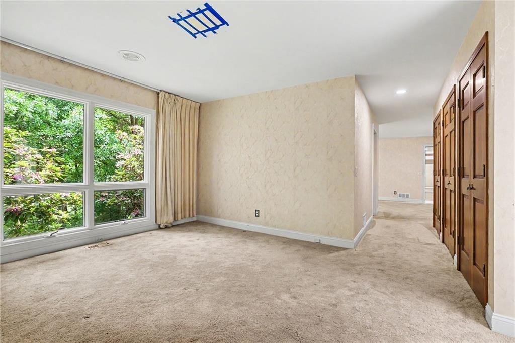 9270 Riverclub Parkway NE