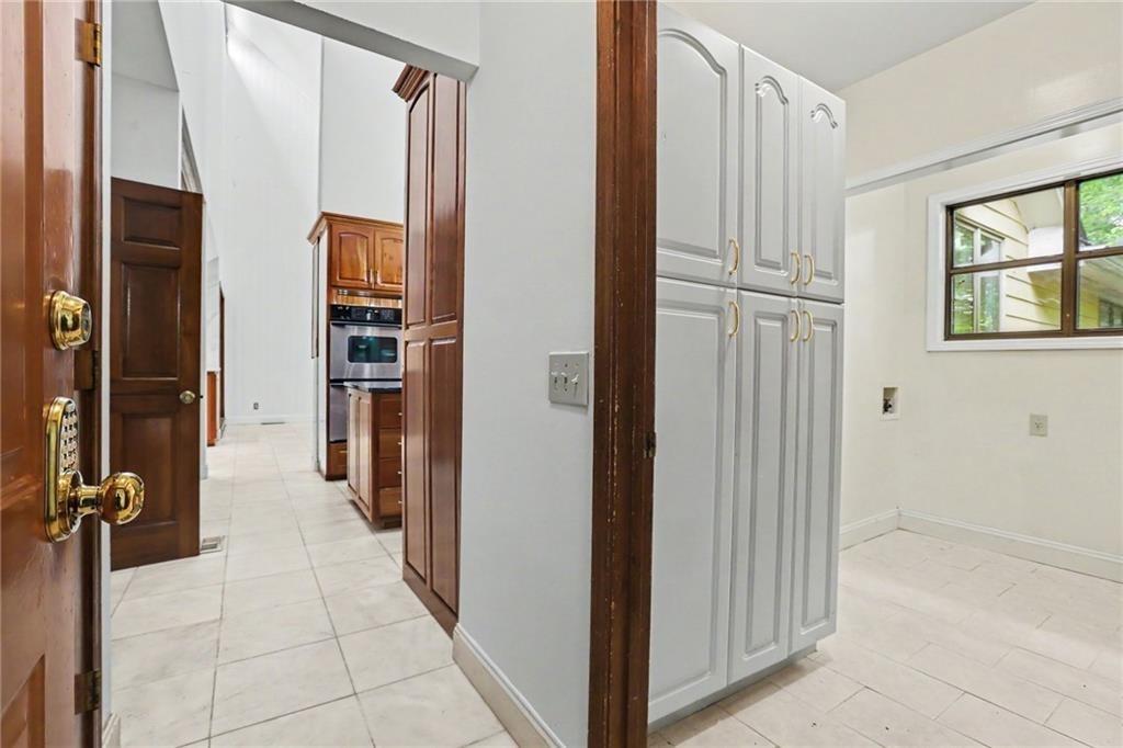 9270 Riverclub Parkway NE
