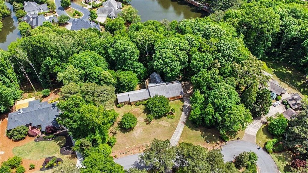 9270 Riverclub Parkway NE