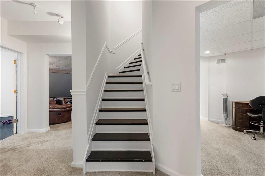 135 Lynwood Drive