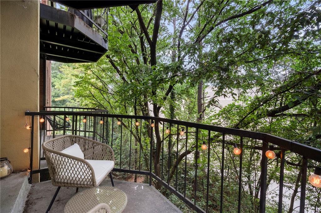 2840 Peachtree Road NW Unit 411