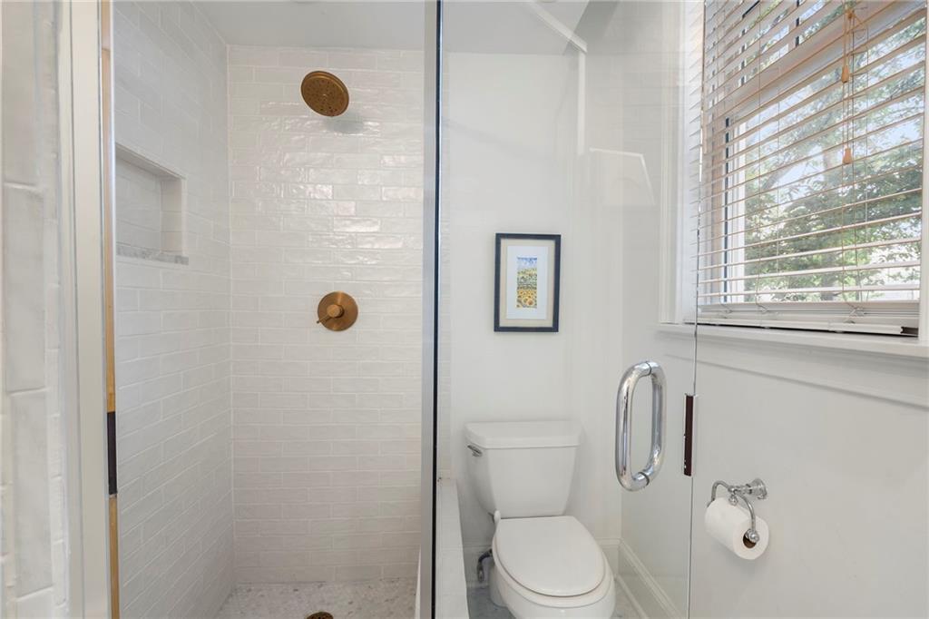 2840 Peachtree Road NW Unit 411