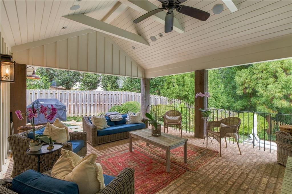 323 Blanton Road NW