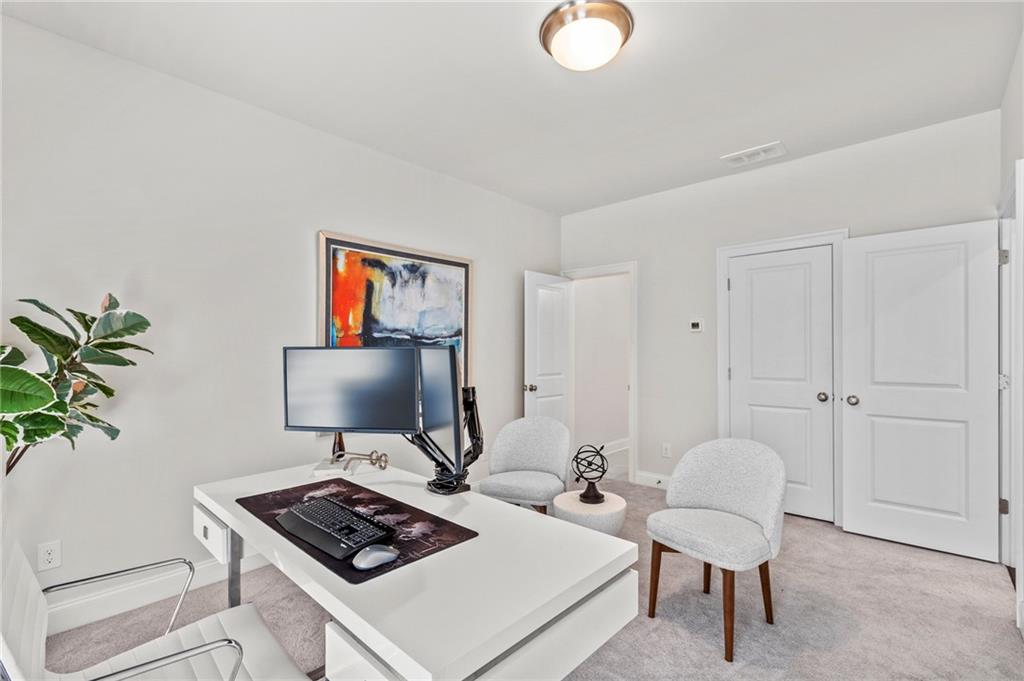 1847 La Dawn Lane NW