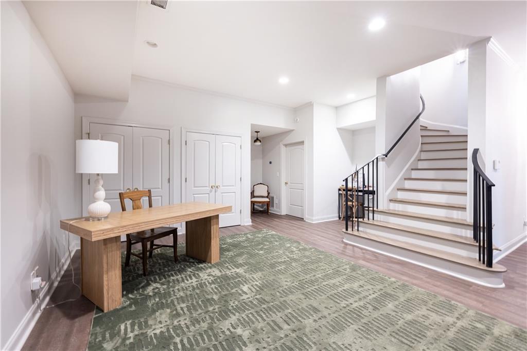 49 Huntington Road NE