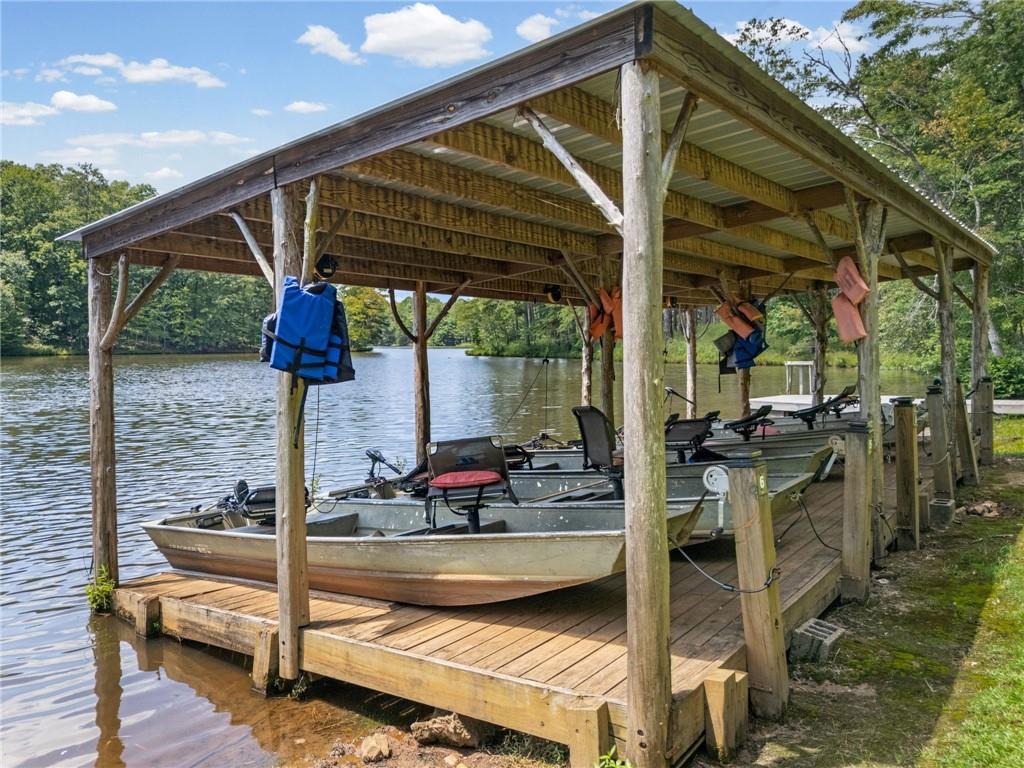 35 Paddleboat Lane