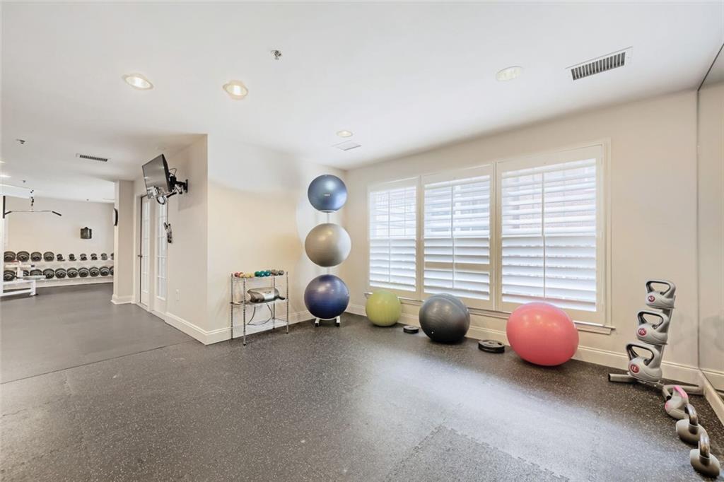 50 Biscayne Drive NW Unit 4103