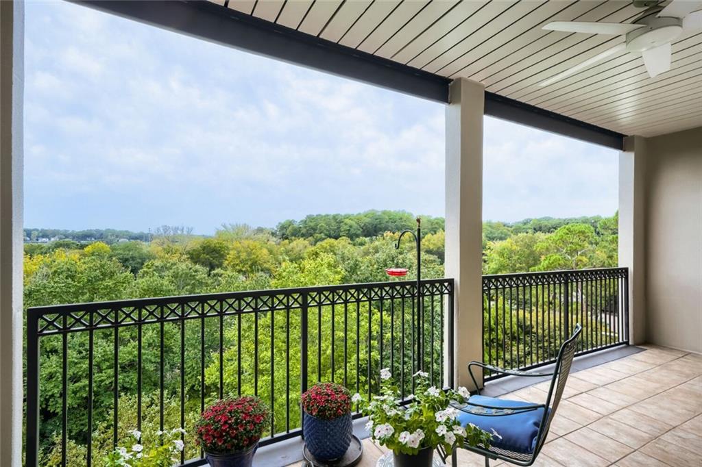 50 Biscayne Drive NW Unit 4103