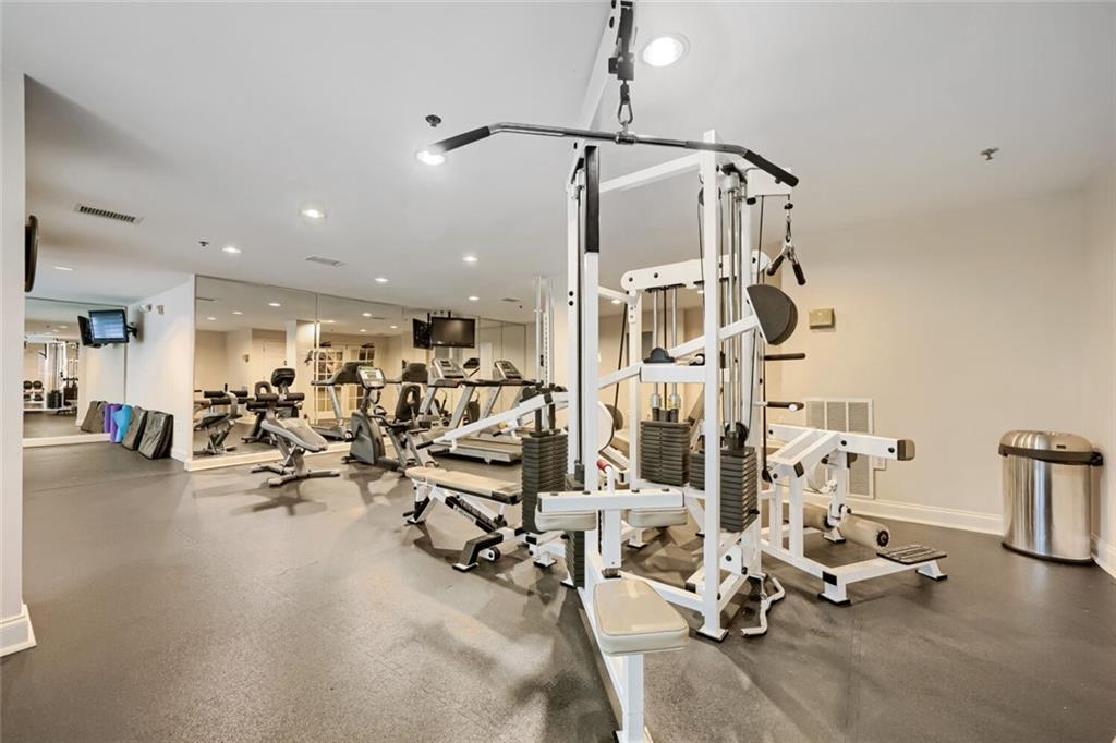 50 Biscayne Drive NW Unit 4103