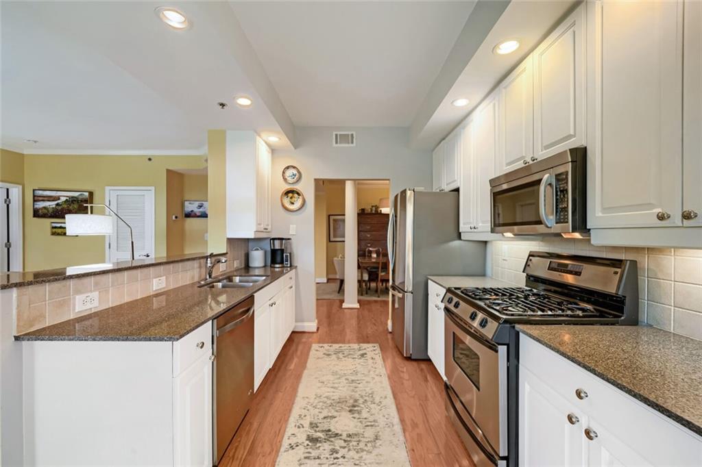 50 Biscayne Drive NW Unit 4103