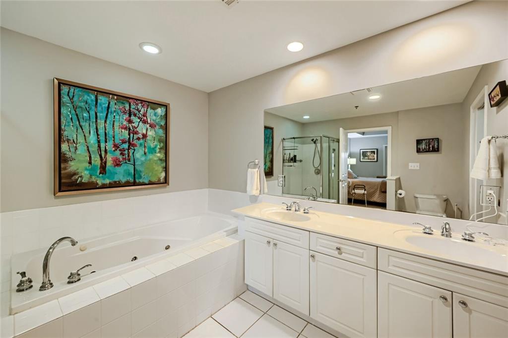 50 Biscayne Drive NW Unit 4103